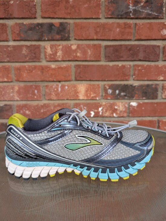 Women's Brooks Ghost 6 Running Shoes Size 9 Wide - Picture 2 of 12